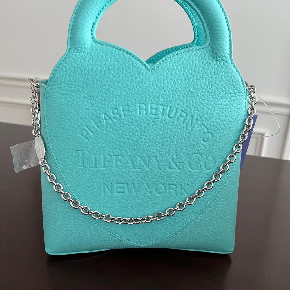 Viral Tiffany & Co. Blue Heart-Shaped Women's Bag